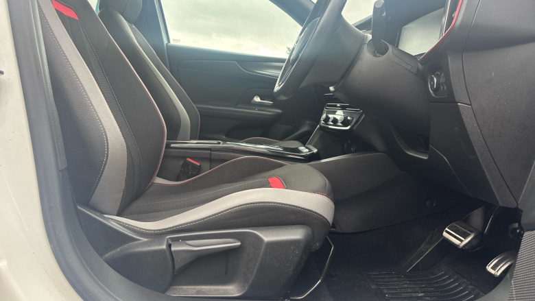 Vauxhall Mokka 100kW GS 50kWh 5dr Auto Electric Hatchback